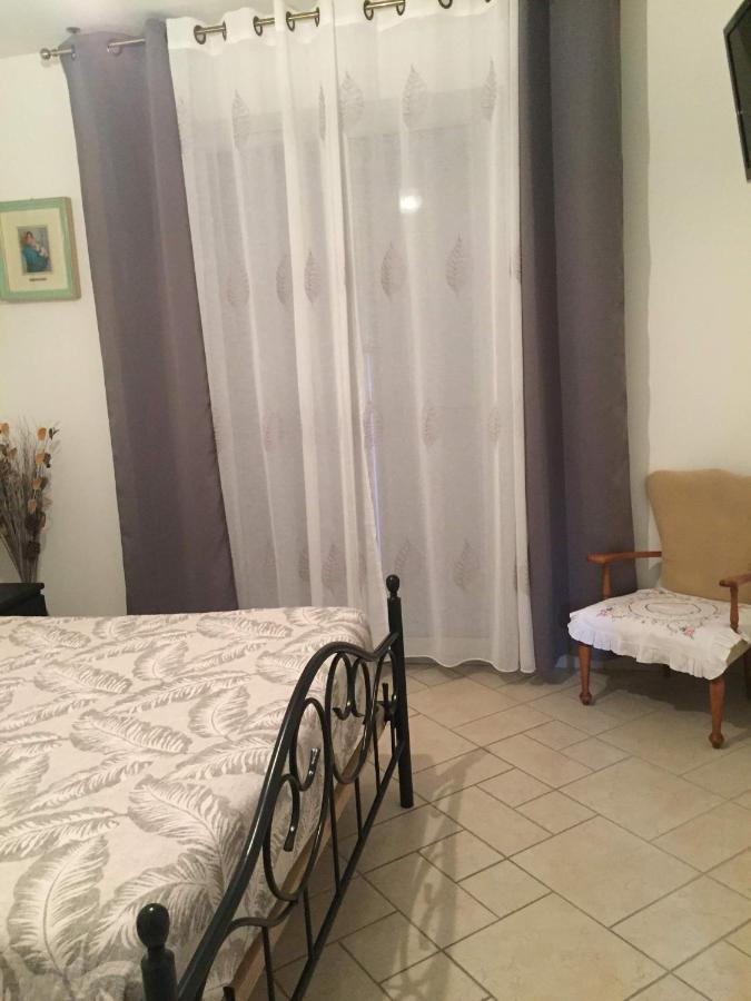 Chambres D'Hotes Chez Coco Saint-Georges-de-Reneins Εξωτερικό φωτογραφία